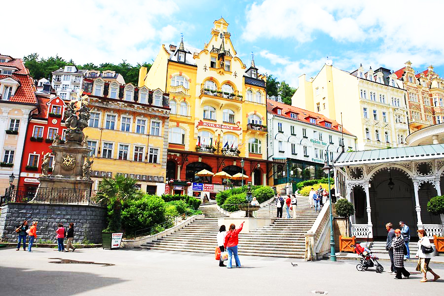 hotel nabytek a osvetleni